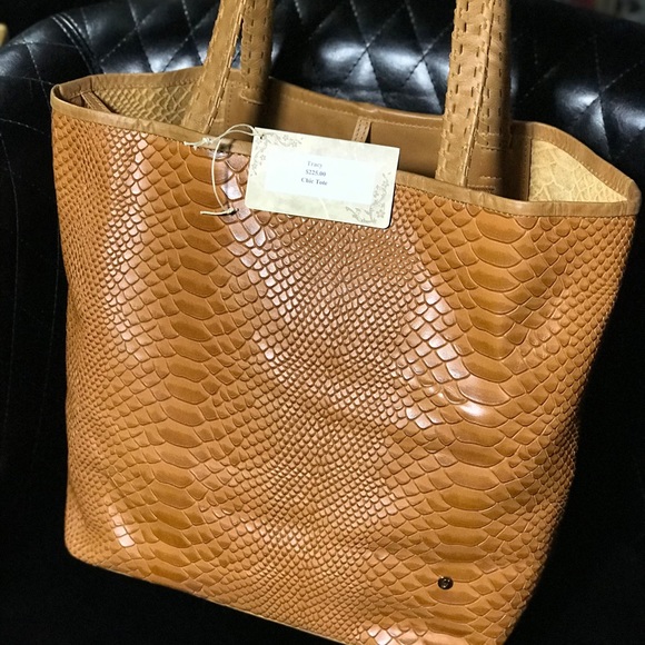 GASPY Collection, Tracy Tote - Picture 3 of 7